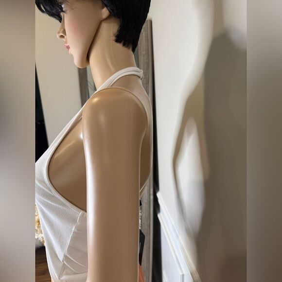 NWT Express Ribbed halter top - Picture 5 of 5